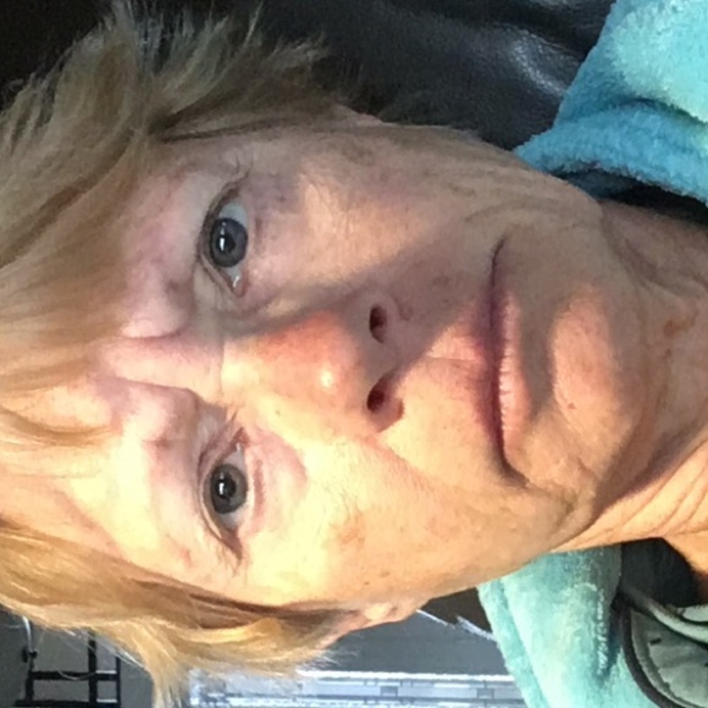Meet your Posher, Claudia